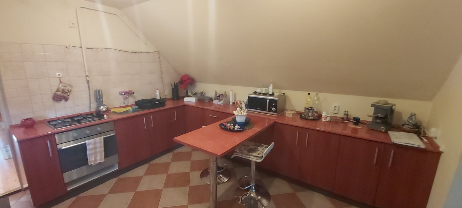 Eladó családi ház, Monoron 89.9 M Ft, 5+1 szobás