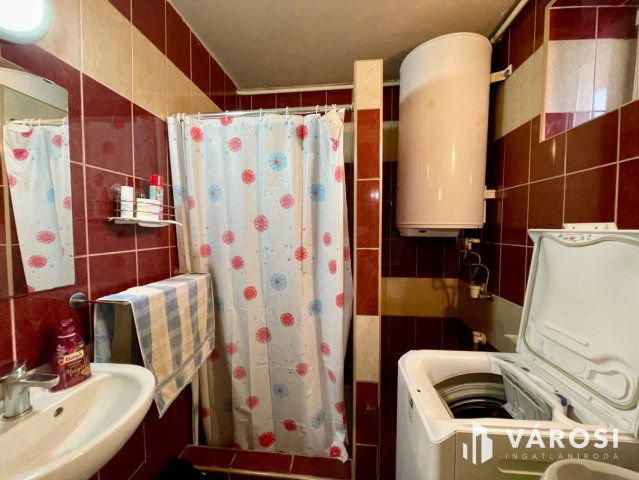 Eladó családi ház, Enyingen 39 M Ft, 3 szobás