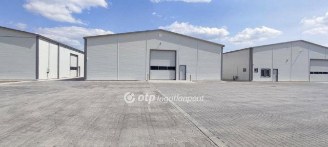 Eladó ipari ingatlan, Helvécián 900 M Ft / költözzbe.hu