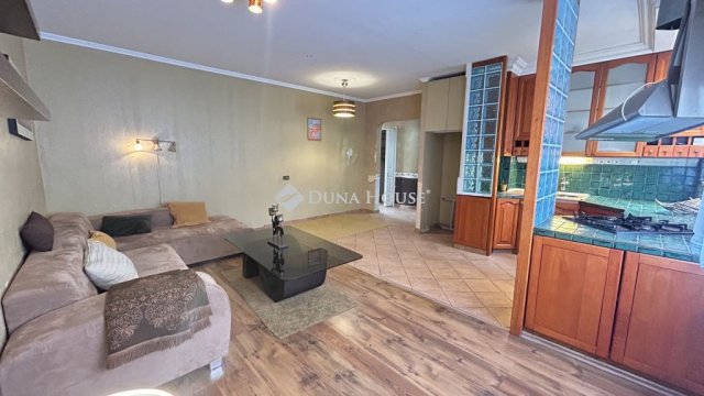 Eladó panellakás, Budapesten, III. kerületben 96.9 M Ft, 3 szobás