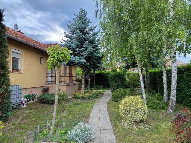 Eladó családi ház, Fertőrákoson 149 M Ft, 4 szobás