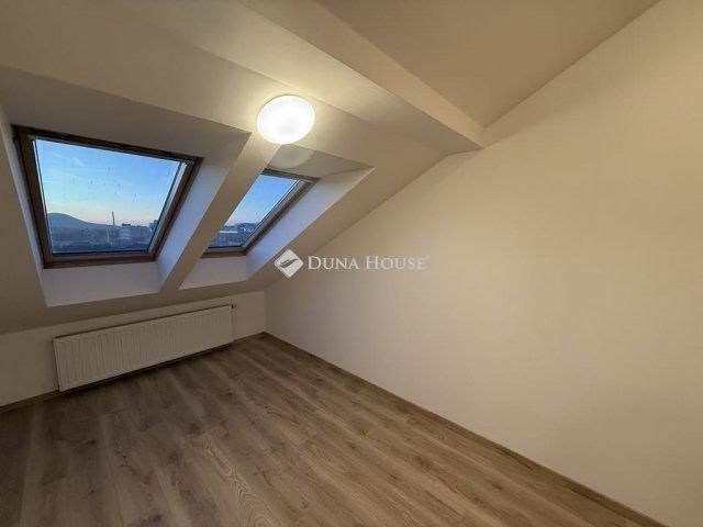 Eladó téglalakás, Budapesten, XIII. kerületben 89.5 M Ft