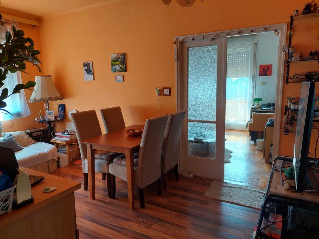 Eladó családi ház, Budapesten, XVI. kerületben, Becő utcában