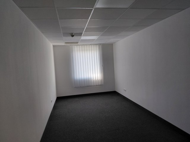 Kiadó iroda, Budapesten, XXI. kerületben 66 E Ft / hó, 1 szobás
