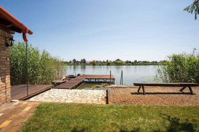 Eladó családi ház, Ráckevén 219.9 M Ft, 3 szobás