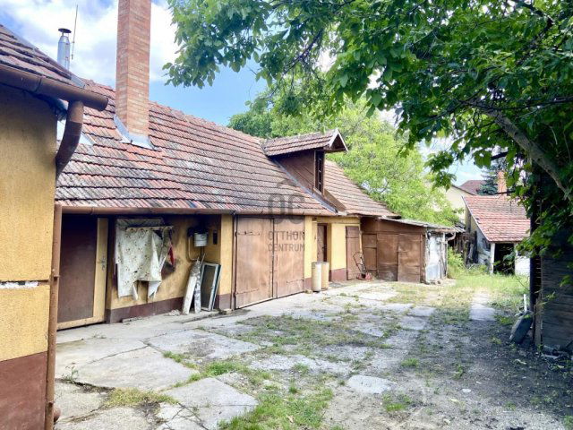 Eladó családi ház, Nagykőrösön 29.9 M Ft, 3 szobás