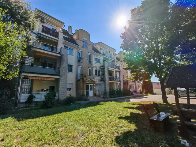 Eladó téglalakás, Ajkán 29.9 M Ft, 1 szobás