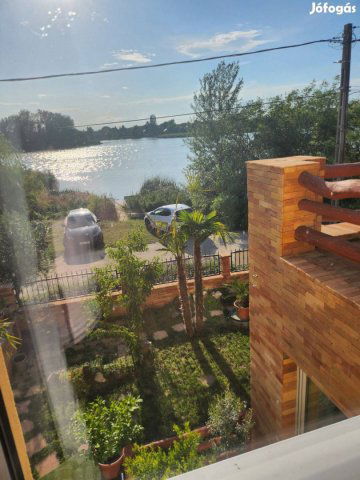 Eladó családi ház, Kiskunlacházán 139 M Ft, 4 szobás