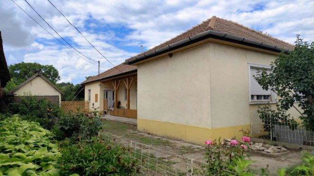 Eladó családi ház, Felsődobszán 13 M Ft, 4 szobás