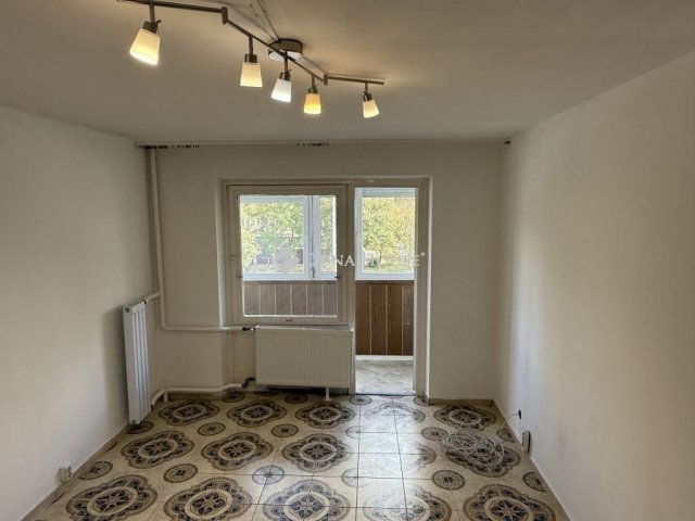 Eladó panellakás, Budapesten, III. kerületben 65.9 M Ft, 2 szobás