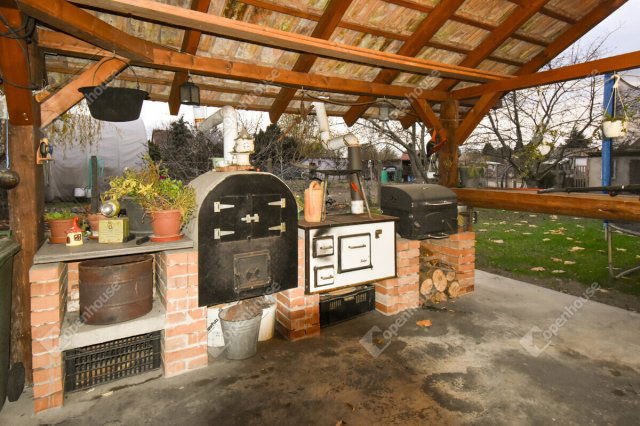 Eladó családi ház, Domaszéken 94.99 M Ft, 4 szobás