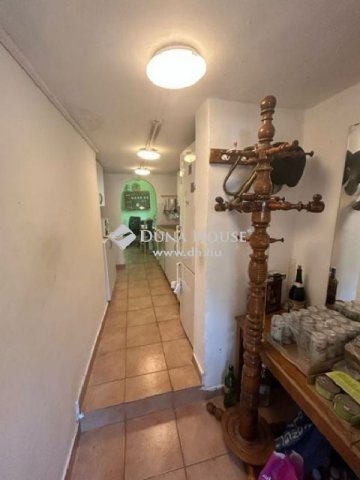 Eladó családi ház, Budapesten, XX. kerületben 35 M Ft, 2 szobás