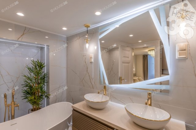 Eladó téglalakás, Budapesten, V. kerületben 159.9 M Ft, 4 szobás