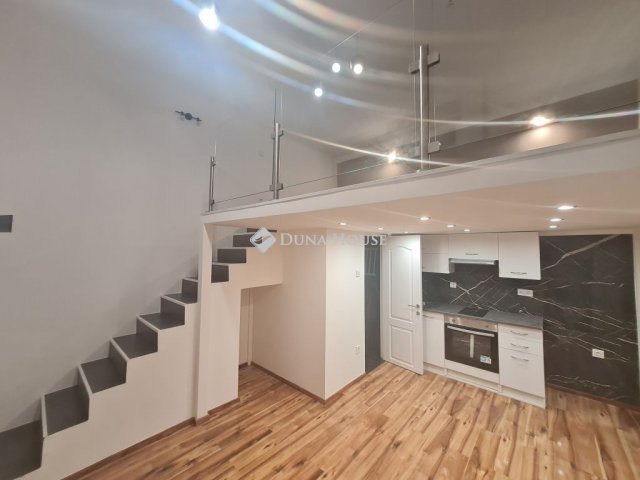 Eladó téglalakás, Budapesten, VII. kerületben 49.8 M Ft