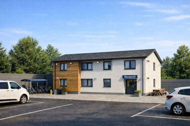 Eladó családi ház, Debrecenben 157.9 M Ft, 6 szobás