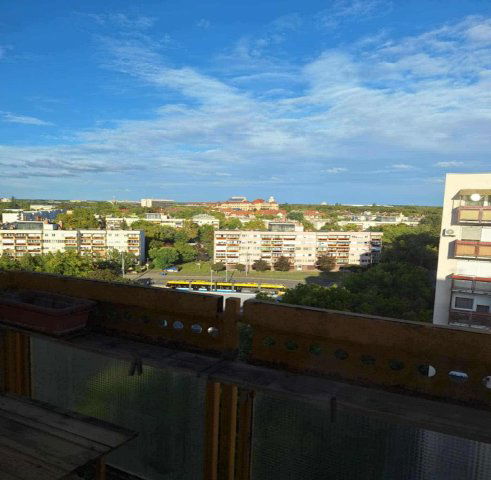 Eladó panellakás, Debrecenben, Károlyi Mihály utcában 51.5 M Ft