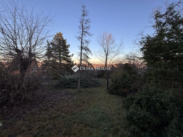 Eladó családi ház, Erdőkertesen 44.9 M Ft, 1+2 szobás