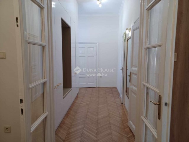 Eladó téglalakás, Budapesten, VII. kerületben 90 M Ft, 2 szobás