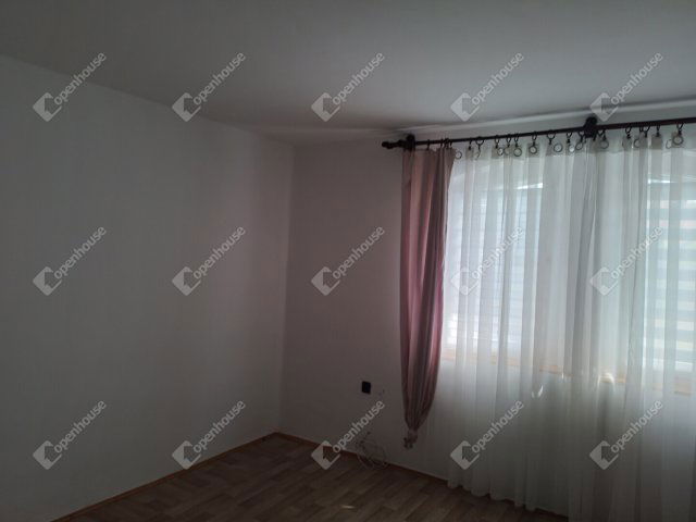 Eladó családi ház, Gyulán 69.9 M Ft, 5 szobás