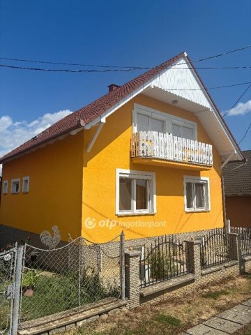 Eladó családi ház, Magyarszéken 110 M Ft, 5 szobás