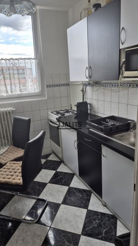 Eladó panellakás, Budapesten, XX. kerületben, Topánka utcában