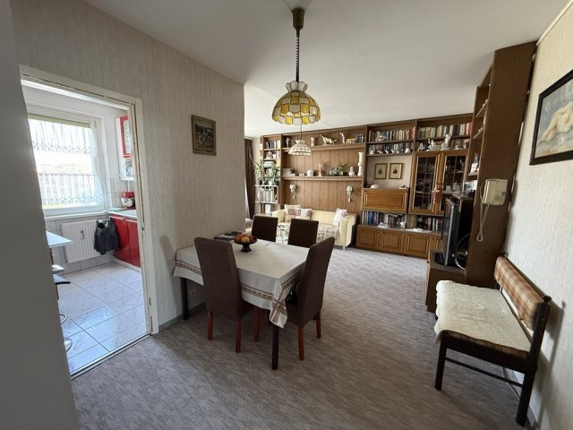 Eladó panellakás, Várpalotán 50 M Ft, 1+3 szobás