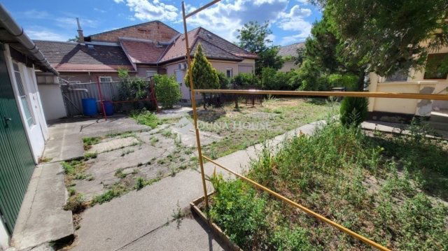 Eladó téglalakás, Budapesten, XX. kerületben 39.9 M Ft, 1 szobás