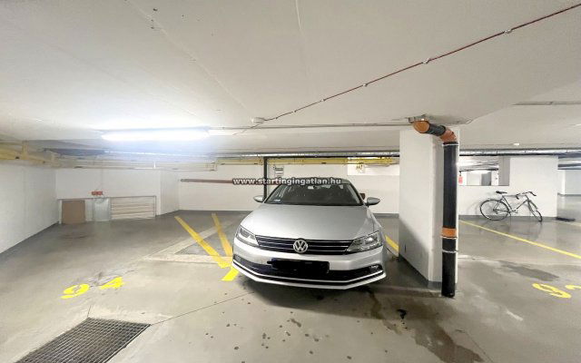 Eladó garázs, XIII. kerületben, Gidófalvy Lajos utcában