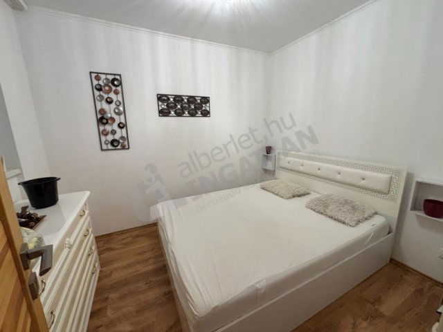 Kiadó téglalakás, albérlet, V. kerületben, Aranykéz utcában