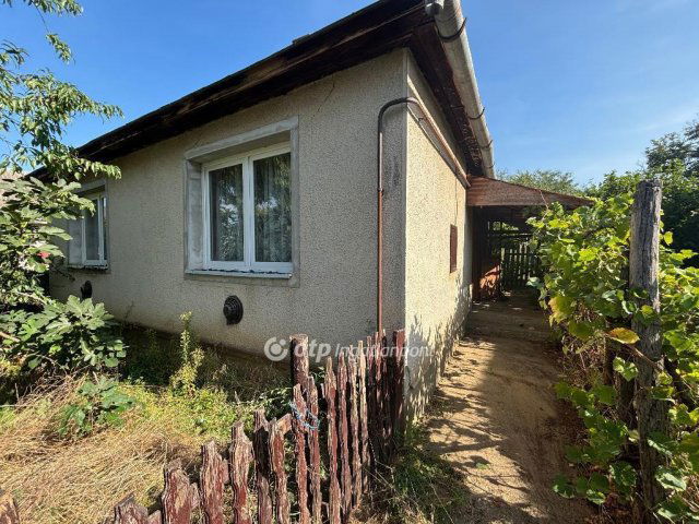 Eladó családi ház, Ilken 11.5 M Ft, 2+1 szobás
