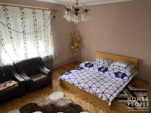 Eladó családi ház, Öttömösön 28.5 M Ft, 2 szobás