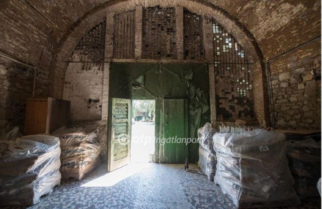 Eladó ipari ingatlan, Badacsonytördemicen 900 M Ft