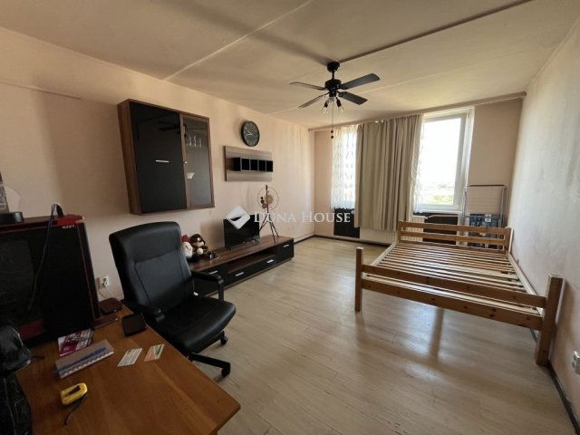 Eladó téglalakás, Budapesten, X. kerületben 59 M Ft, 4 szobás