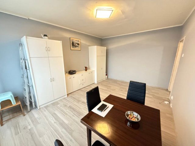 Kiadó panellakás, albérlet, Pakson 150 E Ft / hó, 2 szobás