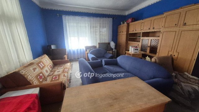 Eladó családi ház, Szellőn 23.7 M Ft, 3 szobás
