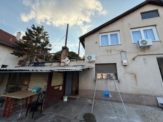 Eladó családi ház, Vecsésen 71.5 M Ft, 3 szobás