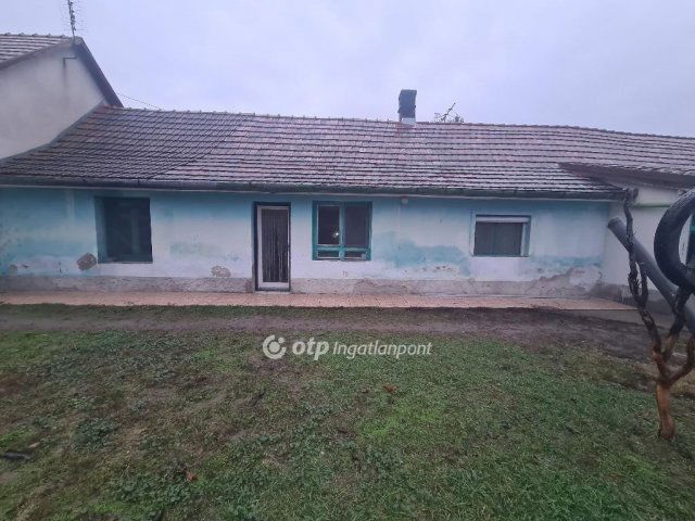 Eladó családi ház, Kiskunlacházán 44.9 M Ft, 5 szobás