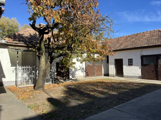 Eladó családi ház, Kecskeméten 55 M Ft, 3 szobás