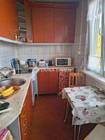 Eladó panellakás, Budapesten, XXI. kerületben 55 M Ft, 3 szobás