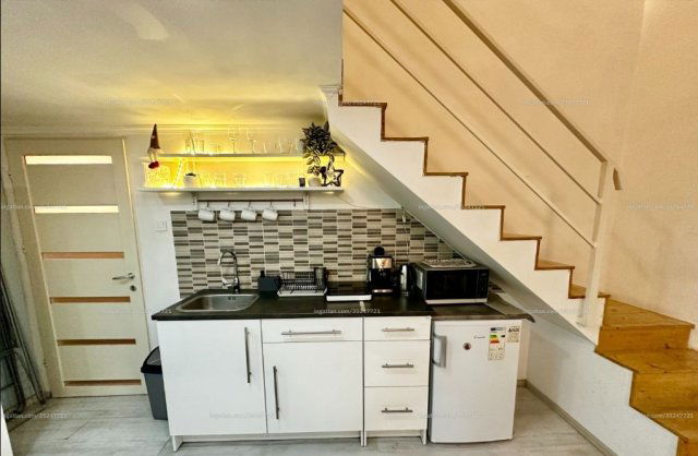 Kiadó téglalakás, albérlet, Budapesten, VI. kerületben