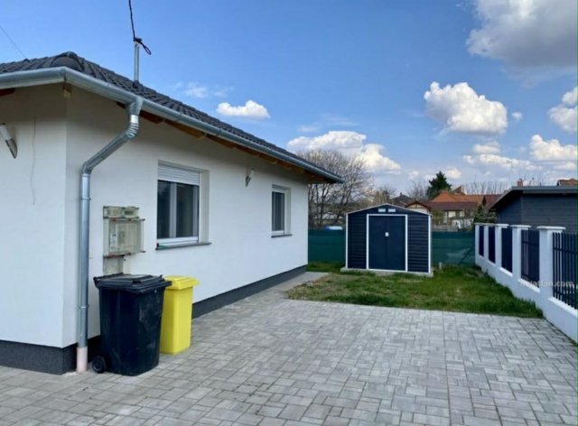 Eladó családi ház, Tökölön 118.7 M Ft, 3 szobás