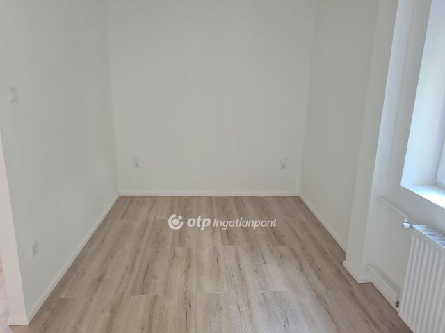 Eladó téglalakás, Budapesten, XII. kerületben 129.99 M Ft