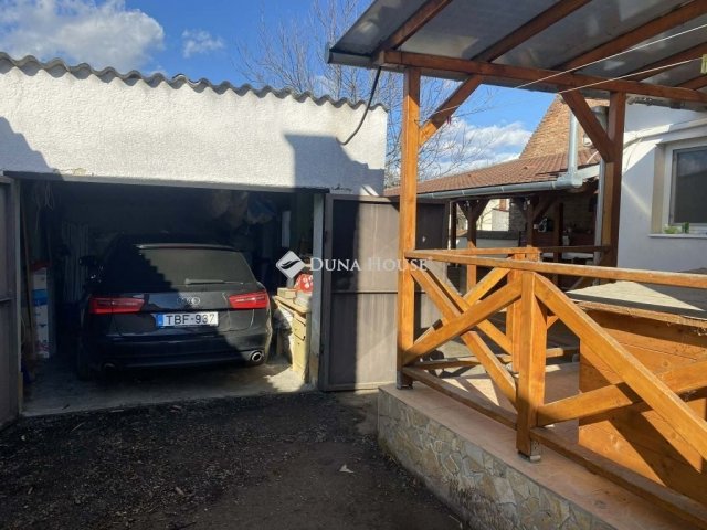 Eladó családi ház, Szigetváron 69 M Ft, 3 szobás