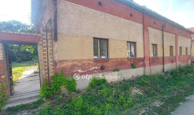 Eladó családi ház, Kunszentmártonban 7.8 M Ft, 2 szobás