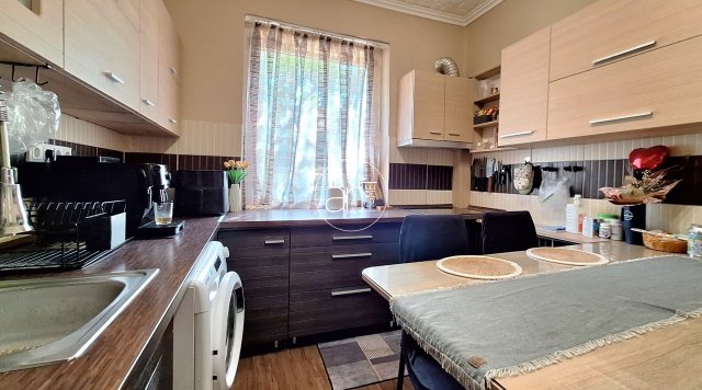 Eladó téglalakás, Hódmezővásárhelyen, Szabadság téren