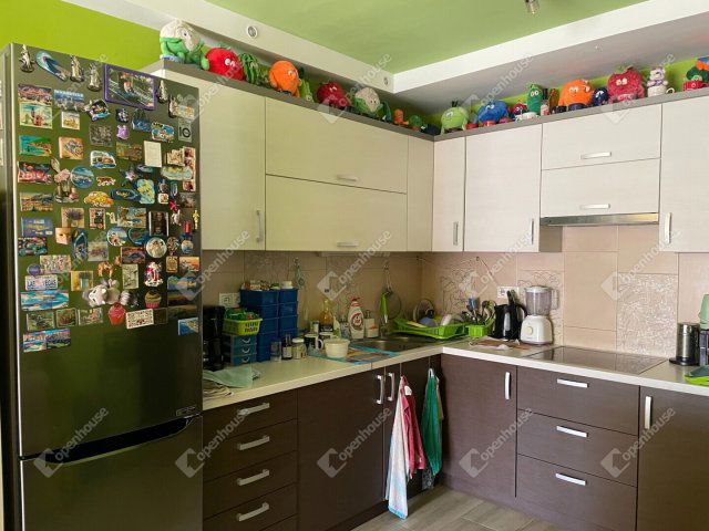 Eladó családi ház, Tatabányán 89.99 M Ft, 4 szobás