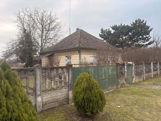 Eladó családi ház, Dunaszentpálon 44.9 M Ft, 2 szobás