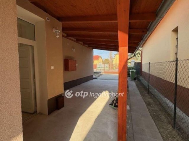 Eladó családi ház, Budapesten, XVI. kerületben 139 M Ft