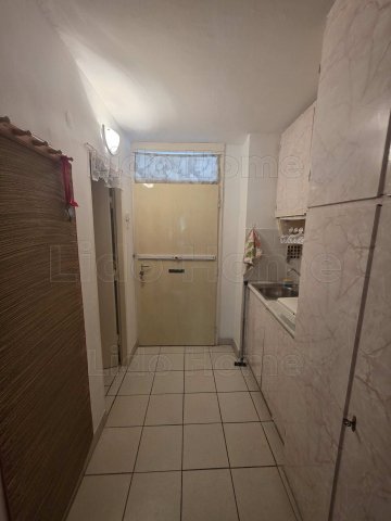 Eladó nyaraló, Balatonlelleén 39.9 M Ft, 1 szobás