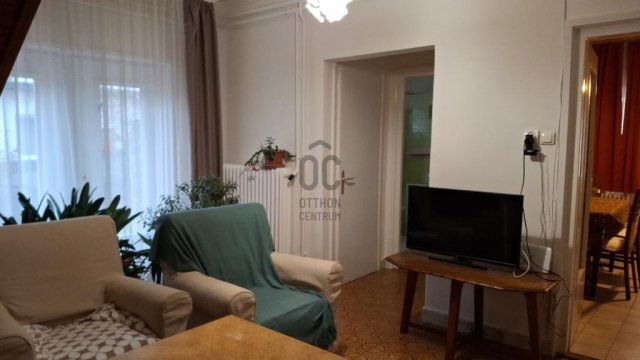 Eladó ikerház, Balatonföldváron 90 M Ft, 4 szobás